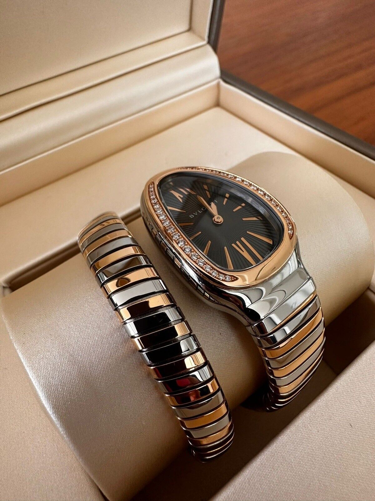 BULGARI SERPENTI BLACK DIAL